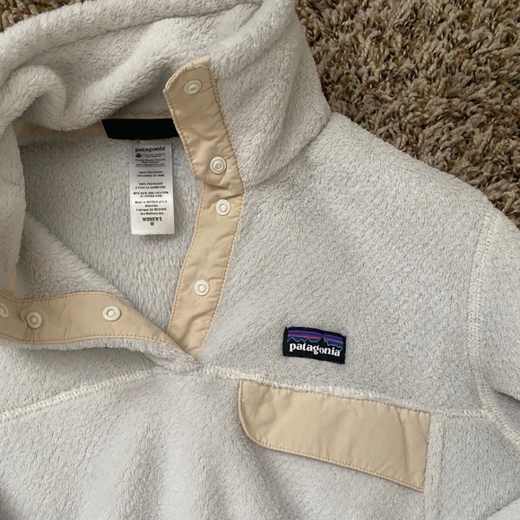 Patagonia 1/4 Snap Pull Over - Picture 2 of 3